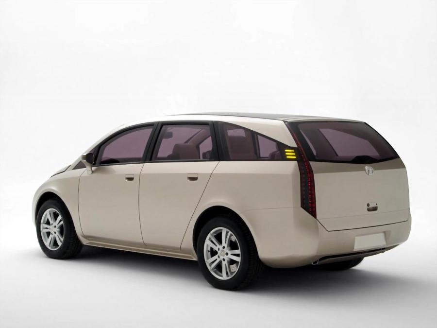  Tata Crossover Concept 2005 года  (фото 2 из 5)